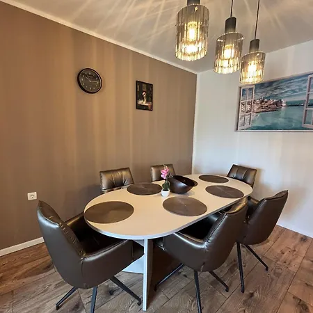 Luxury With Parking Apartamento *