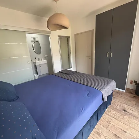 Daire Luxury With Parking Poreč