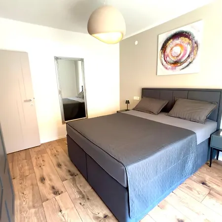 3 Bedroom With Parking Poreč