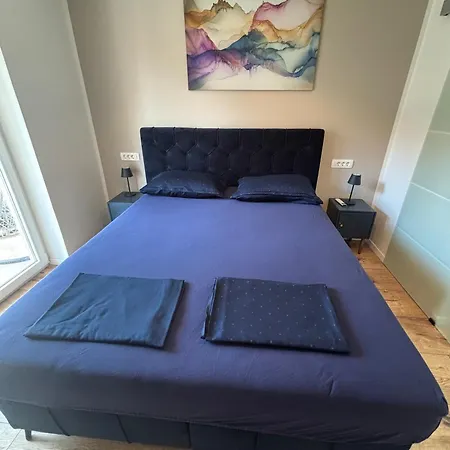 3 Bedroom With Parking Apartmán Poreč
