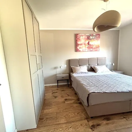 Apartmán 3 Bedroom With Parking