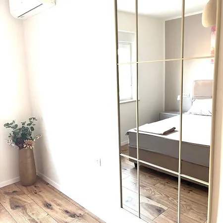 3 Bedroom With Parking Apartmán Poreč